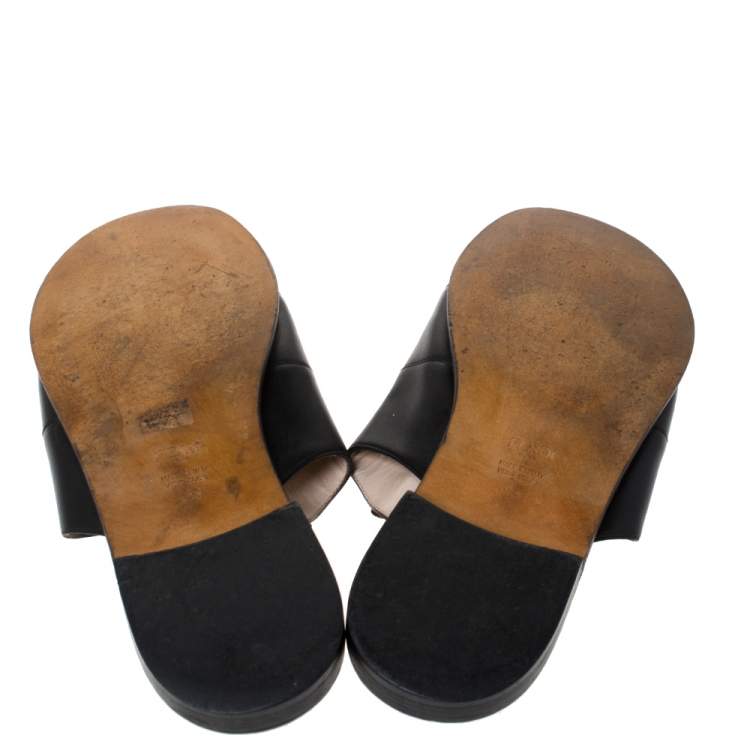 Pre Owned Fendi Black Leather Flowerland Slide Sandals Size 39