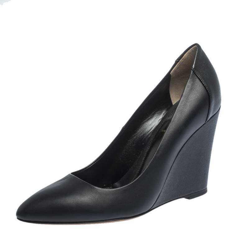 Pre Owned Fendi Black Leather Pointed Toe Wedge Pumps Size 37.5