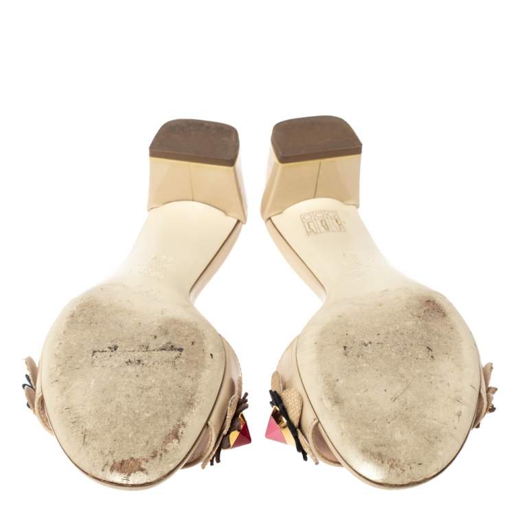 Pre Owned Fendi Beige Patent Leather Flowerland Embellished Block Heel Slides Size 36.5