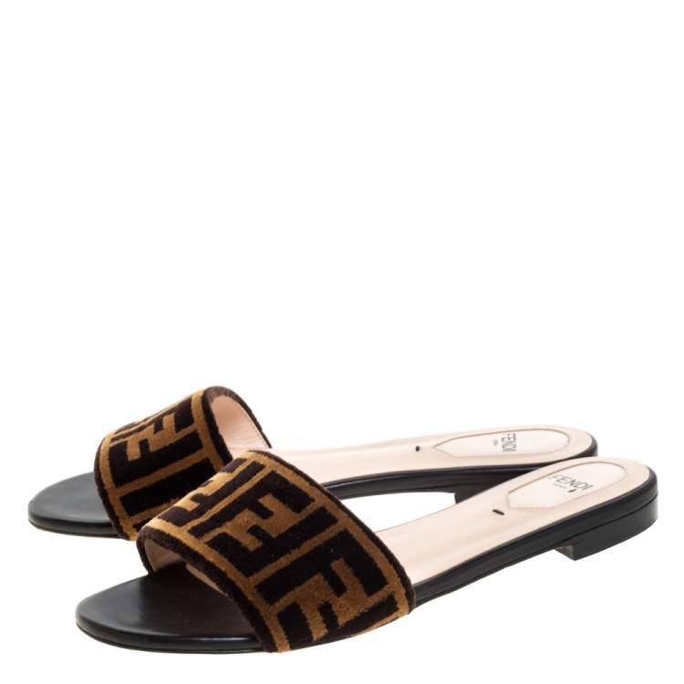 Pre Owned Fendi Black/Brown Zucca Velvet Slide Flats Size 37
