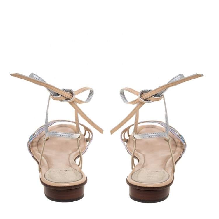مملوكة مسبقًا Fendi Metallic Multicolor Leather Ankle Wrap Flat Sandals Size 41