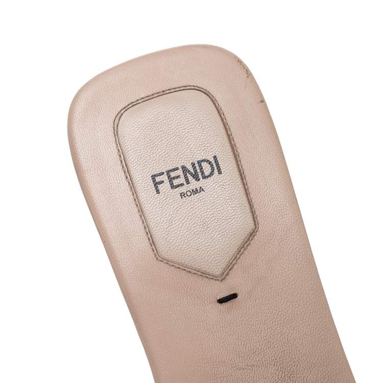 Pre Owned Fendi Cream Patent Leather Flower Embellished Flat Slides Size 41