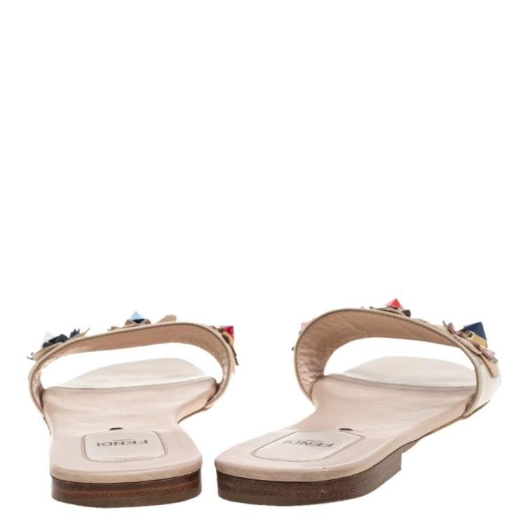 Pre Owned Fendi Cream Patent Leather Flower Embellished Flat Slides Size 41