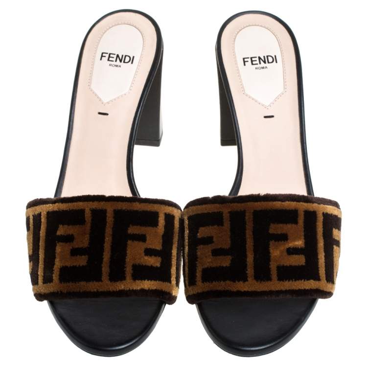 Pre Owned Fendi Brown Zucca Velvet Slide Sandals Size 36