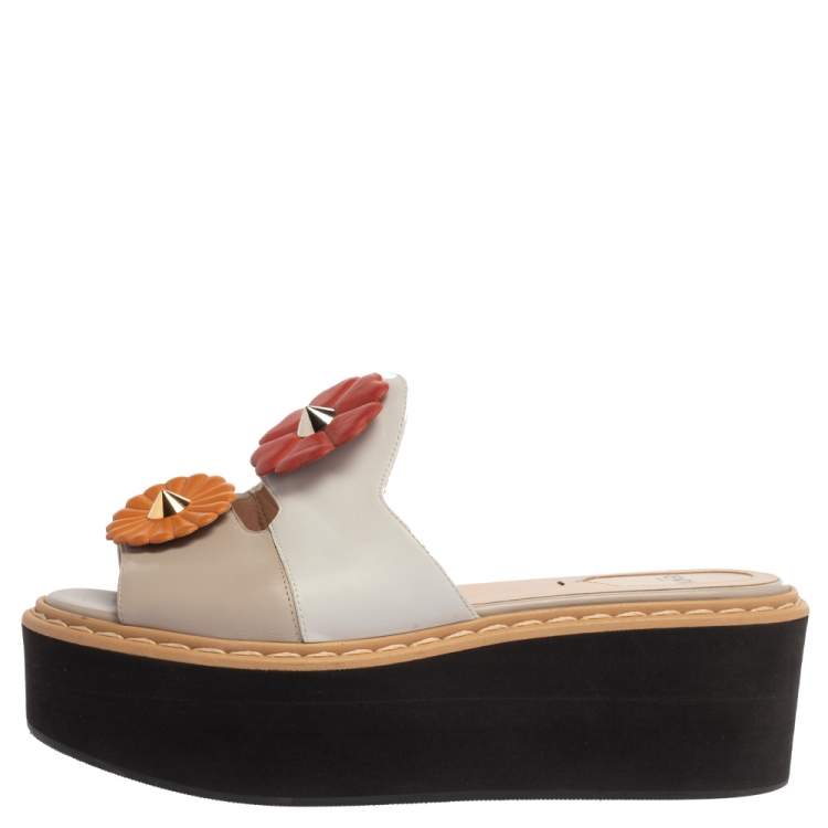 Pre Owned Fendi Tri Color Leather Flowerland Runway Platform Slide Sandals Size 37