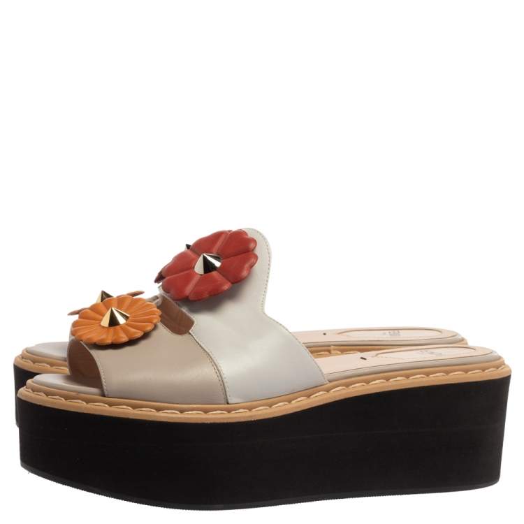 Pre Owned Fendi Tri Color Leather Flowerland Runway Platform Slide Sandals Size 37