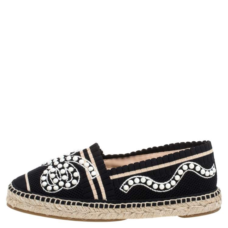 Pre Owned Fendi Black/Beige Knit Fabric Pearl Embellished Espadrilles Flats Size 37.5