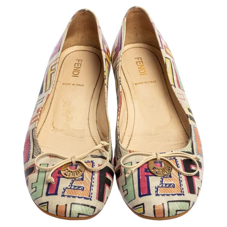 مملوكة مسبقًا Fendi White Multicolor Zucca Spalmati Ballet Flats Size 37