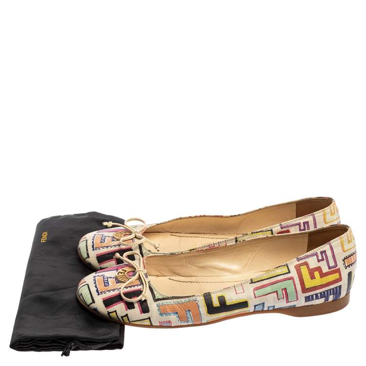مملوكة مسبقًا Fendi White Multicolor Zucca Spalmati Ballet Flats Size 37