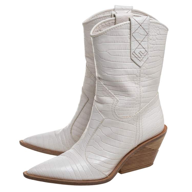 fendi boots white
