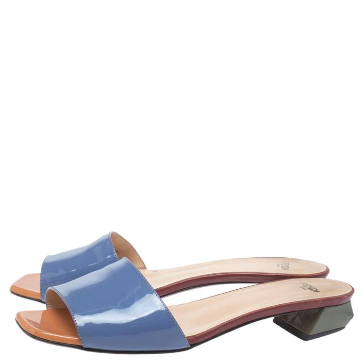 Pre Owned Fendi Blue Patent Leather Open Toe Slide Sandals Size 39.5