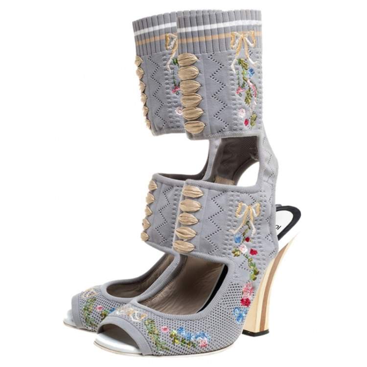 Pre Owned Fendi Grey Knit Fabric Flower Embroidered Cutout Open Square Toe Sandals Size 40