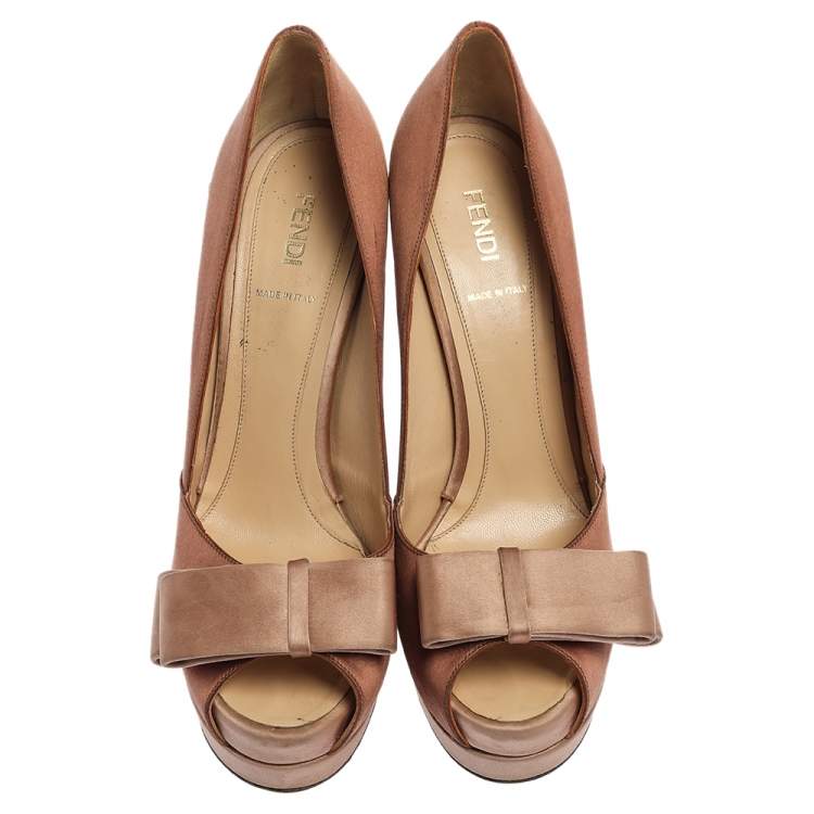 Pre Owned Fendi Two Tone Satin Bow Peep Toe Platform Pumps Size 39