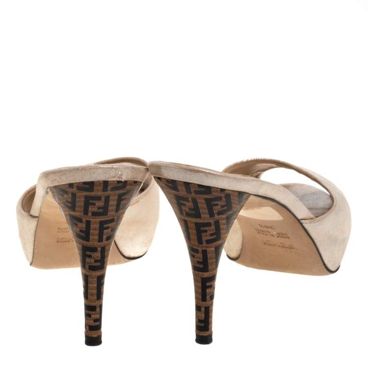 Pre Owned Fendi Beige Glitter Suede Leather FF Superstar Peep Toe Mule Slides Size 38.5