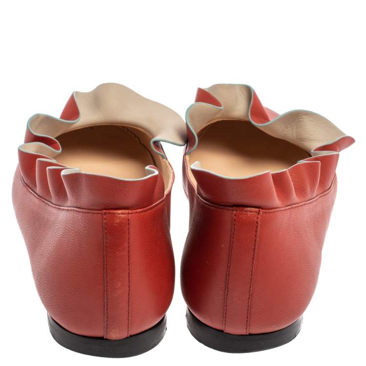 مملوكة مسبقًا Fendi Red Leather Ruffle Trim Ballet Flats Size 39