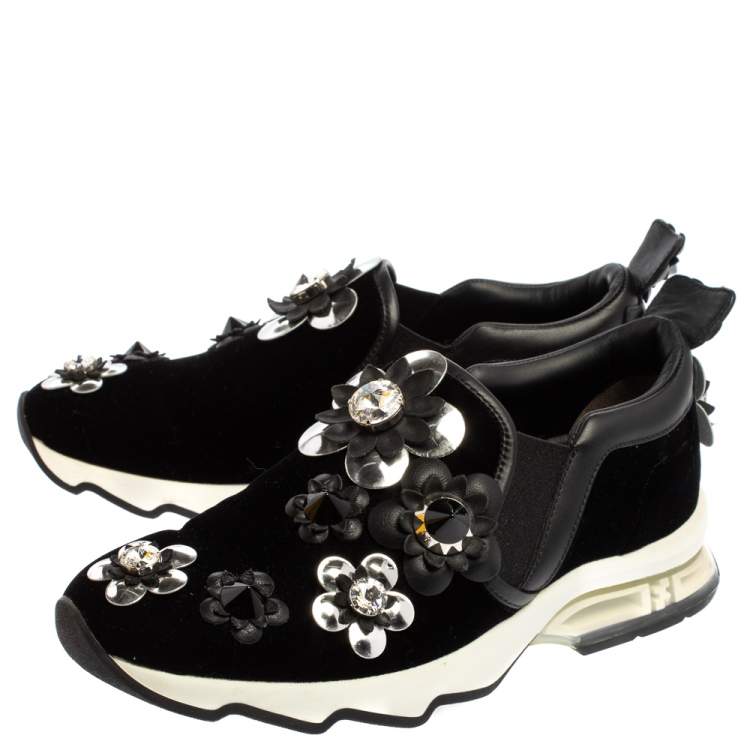 Pre Owned Fendi Black Velvet And Leather Trim Flowerland Slip On Sneakers Size 36