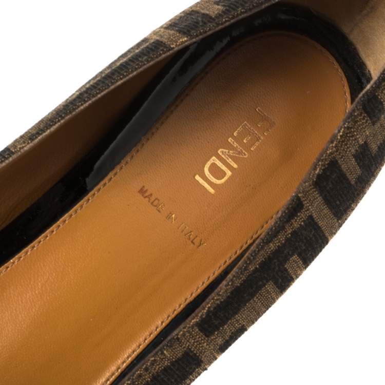 Pre Owned Fendi Brown/Black Zucca Canvas And Leather Bow Cap Toe Ballet Flats Size 39