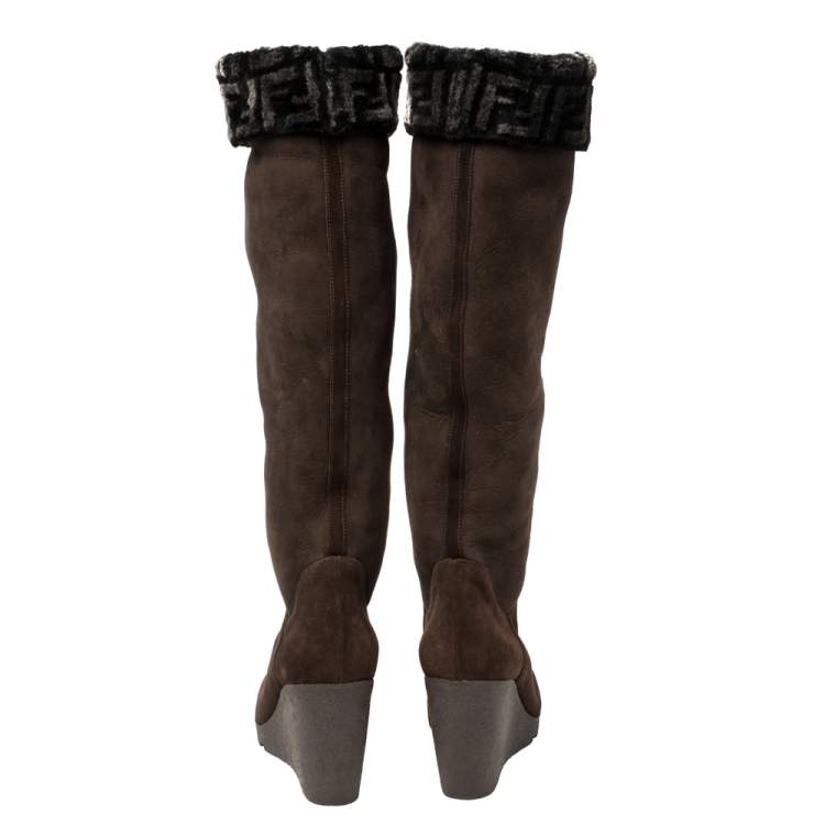 مملوكة مسبقًا Fendi Brown Suede And Shearling Fur Wedge Knee High Boots Size 39