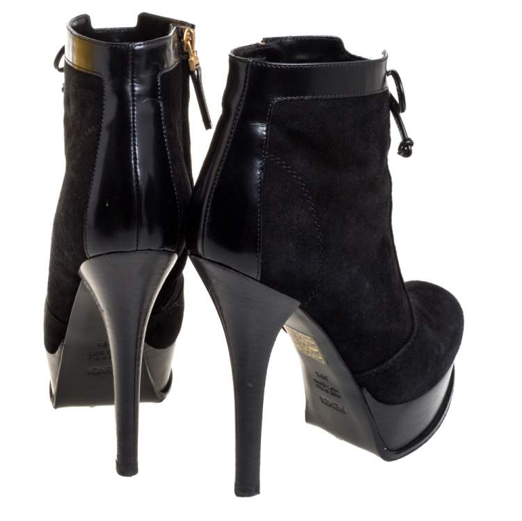 مملوكة مسبقًا Fendi Black Suede And Patent Leather Fendista Platform Ankle Boots Size 39.5