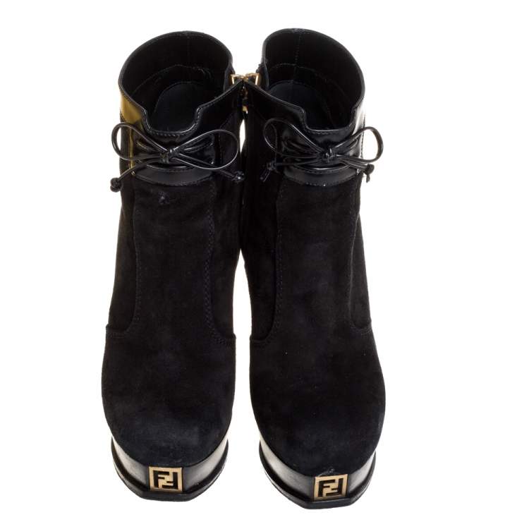 مملوكة مسبقًا Fendi Black Suede And Patent Leather Fendista Platform Ankle Boots Size 39.5