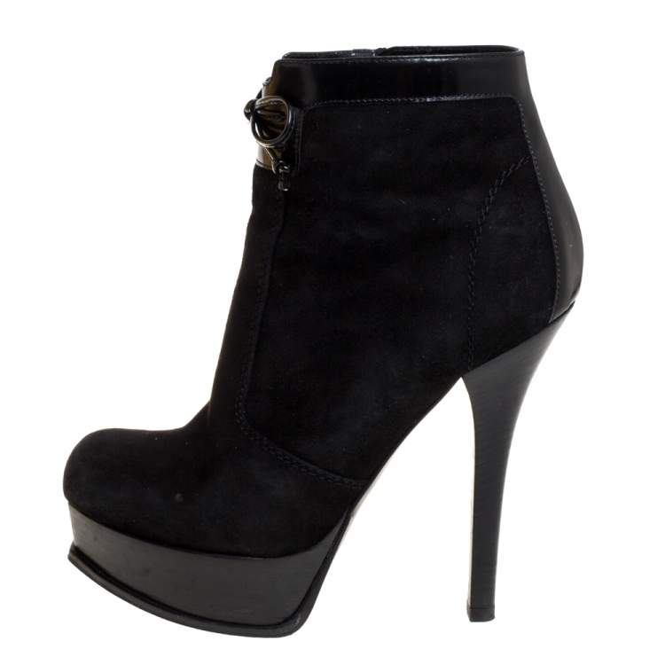 مملوكة مسبقًا Fendi Black Suede And Patent Leather Fendista Platform Ankle Boots Size 39.5