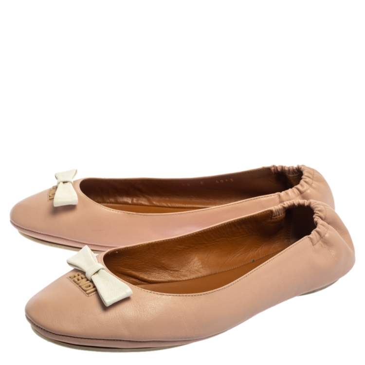 مملوكة مسبقًا Fendi Pink/White Leather Let's Dance Bow Ballet Flats Size 38