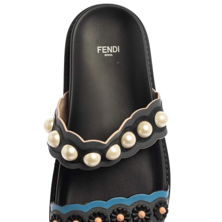 Pre Owned Fendi Multicolor Leather Faux Pearl Embellished Flat Slides Size 40