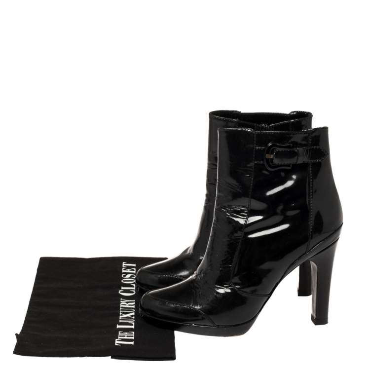 مملوكة مسبقًا Fendi Black Patent Leather Zip Detail Ankle Boots Size 38