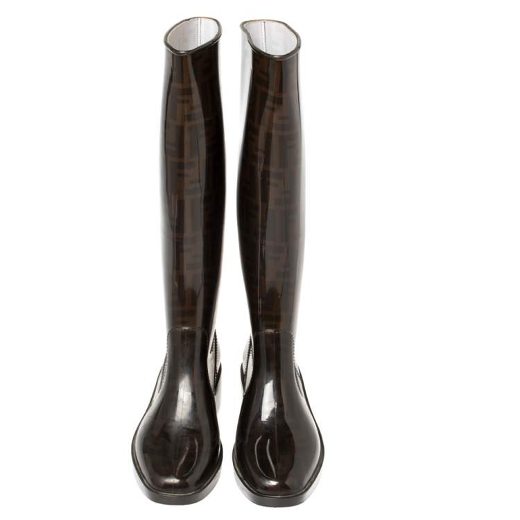 مملوكة مسبقًا Fendi Tobacco Zucca Rubber Mid Calf  Rain Boots Size 39