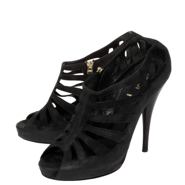 Pre Owned Fendi Black Suede Strappy Peep Toe Zipper Sandals Size 36