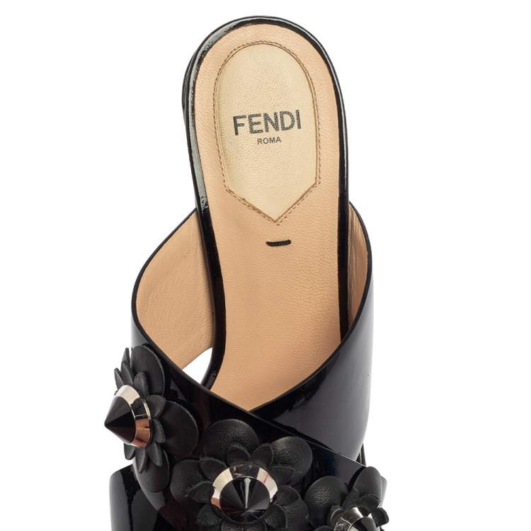 Pre Owned Fendi Black Patent Leather Flower Mule Sandals Size 36