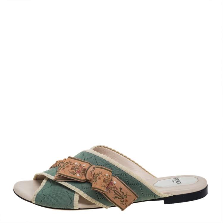 Pre Owned Fendi Green Crisscross Knit Bow Flat Slides Size 38