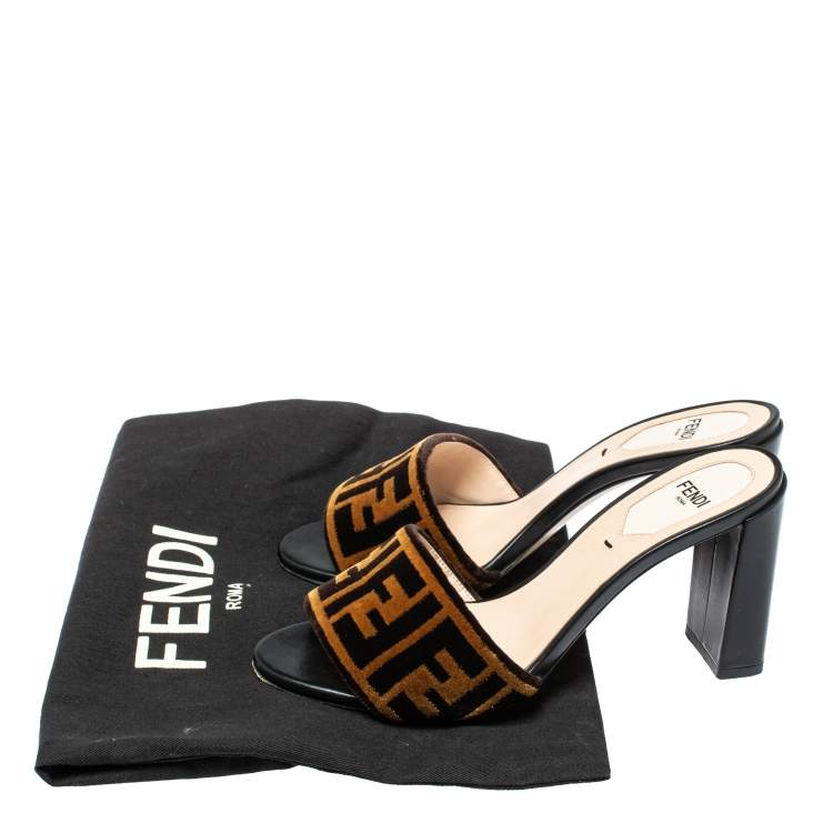 Pre Owned Fendi Brown/Black FF Logo Velvet Slide Sandals Size 36
