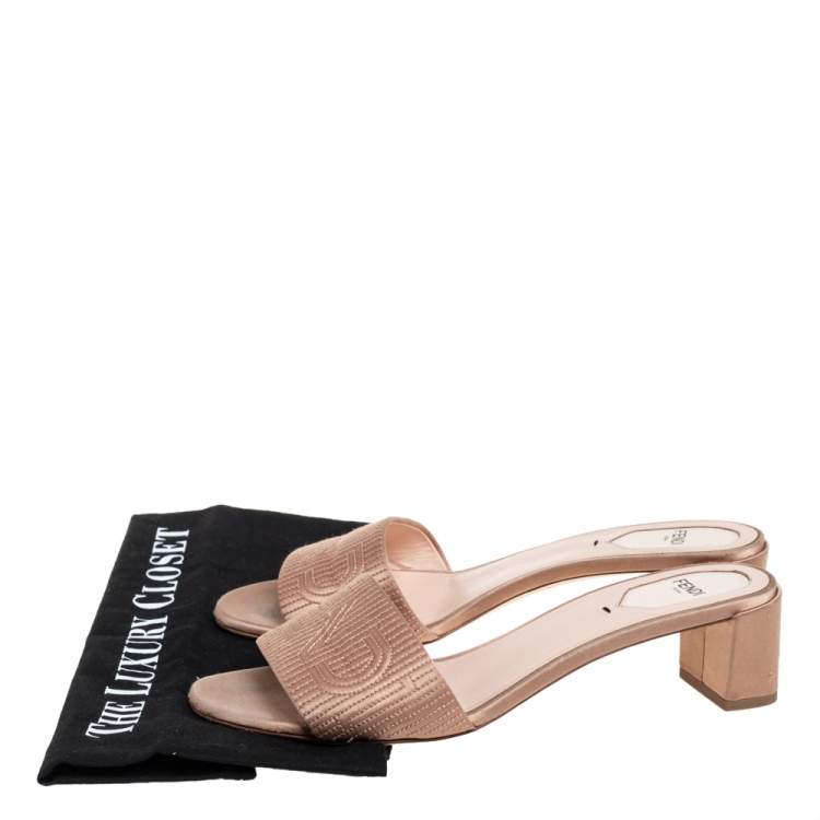 مملوكة مسبقًا Fendi Beige Satin Logo Embroidered Block Heel Slide Mules Size 39