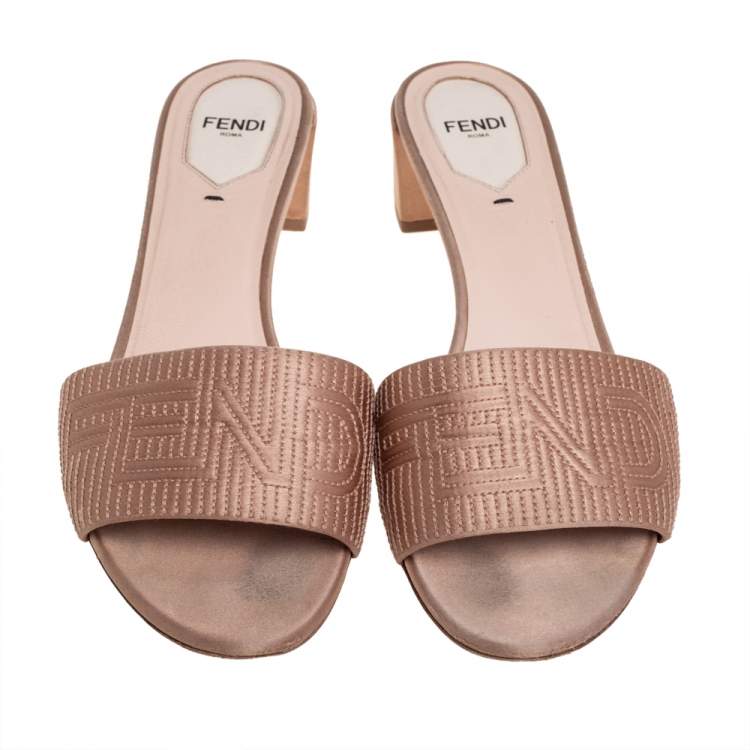 مملوكة مسبقًا Fendi Beige Satin Logo Embroidered Block Heel Slide Mules Size 39