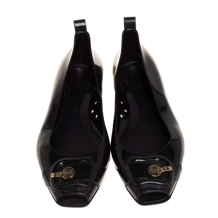 مملوكة مسبقًا Fendi Black Jelly Buckle Embellished Peep Toe Ballet Flats Size 39 