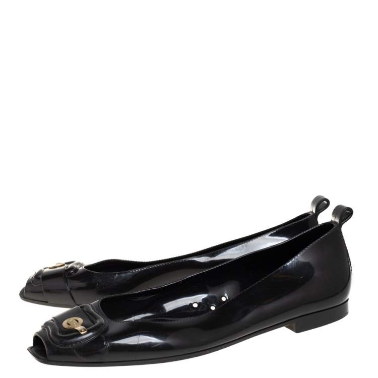 مملوكة مسبقًا Fendi Black Jelly Buckle Embellished Peep Toe Ballet Flats Size 39 