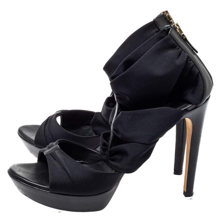 Pre Owned Fendi Black Fabric Strappy Sandals Size 39