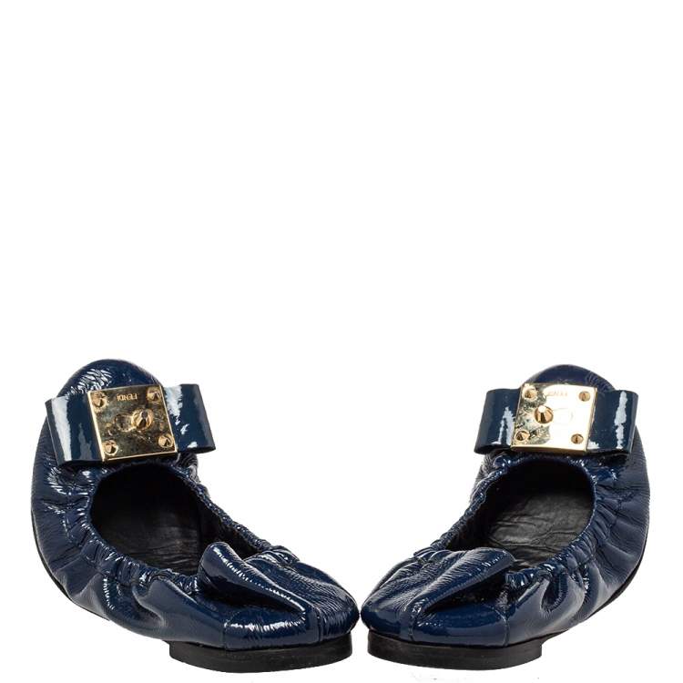 Pre Owned Fendi Blue Patent Leather Bow Detail Scrunch Ballet Flats Size 37.5