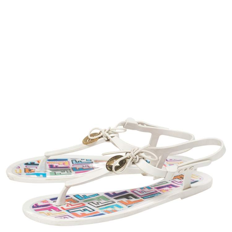 Pre Owned Fendi White Rubber Logo Charm Sunny Thong Flat Sandals Size 40