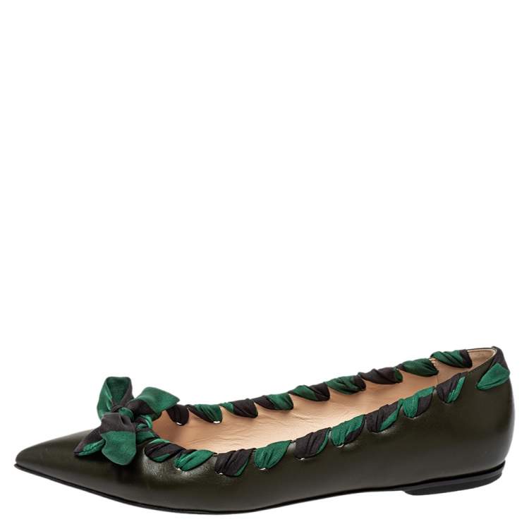 Pre Owned Fendi Olive Green Leather And Fabric Bow Pointed Toe Ballet Flats Size 40