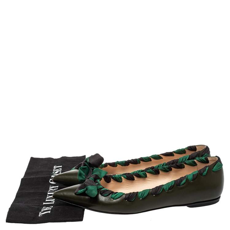Pre Owned Fendi Olive Green Leather And Fabric Bow Pointed Toe Ballet Flats Size 40