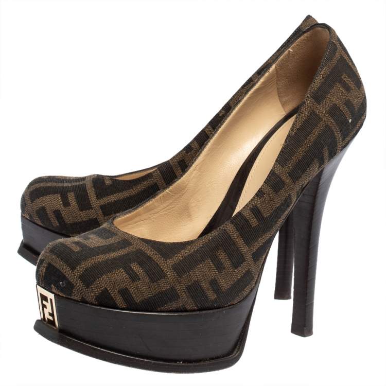 مملوكة مسبقًا Fendi Tobacco Zucca Canvas Fendista Platform Pumps Size 38