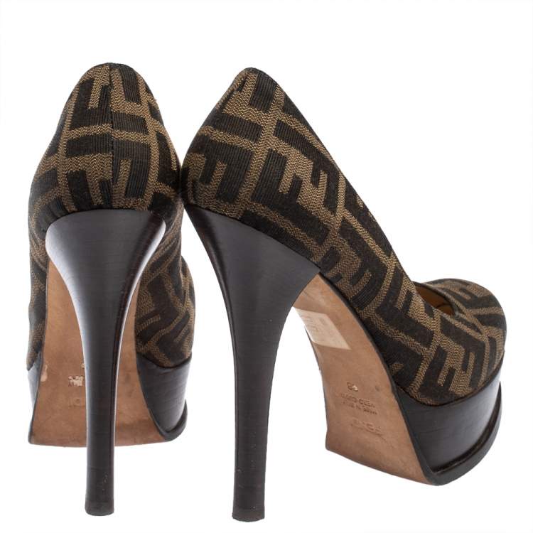 مملوكة مسبقًا Fendi Tobacco Zucca Canvas Fendista Platform Pumps Size 38