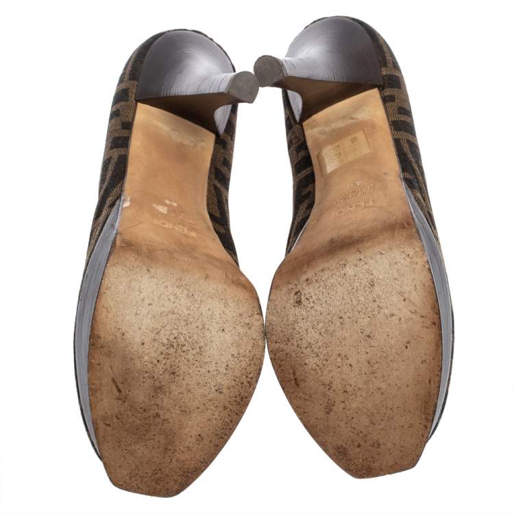 مملوكة مسبقًا Fendi Tobacco Zucca Canvas Fendista Platform Pumps Size 38