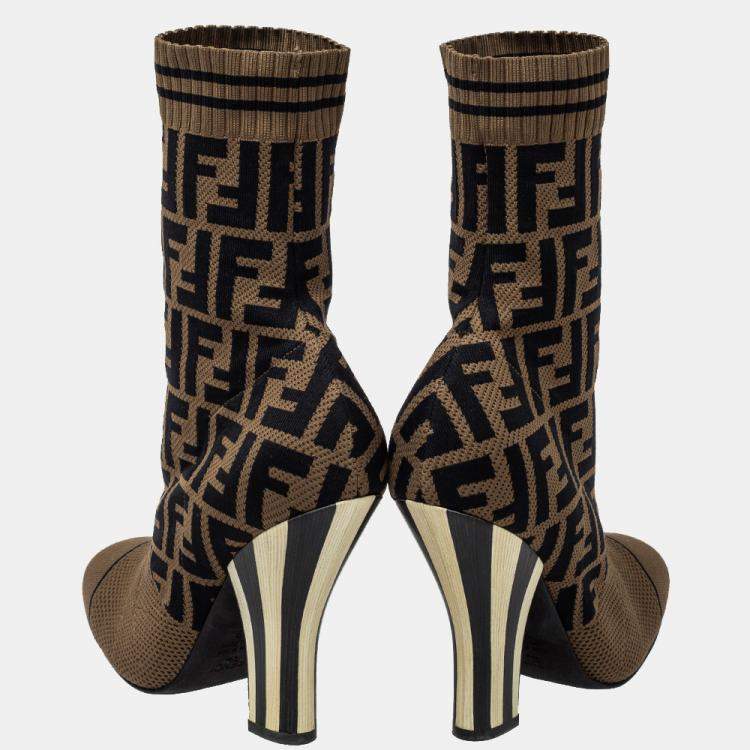 مملوكة مسبقًا Fendi Brown Knit Fabric FF Logo Ankle Boots Size 39