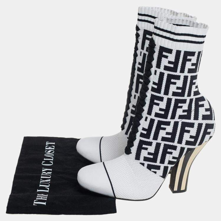 مملوكة مسبقًا Fendi White/Black Knit Fabric FF Logo Ankle Boots Size 39