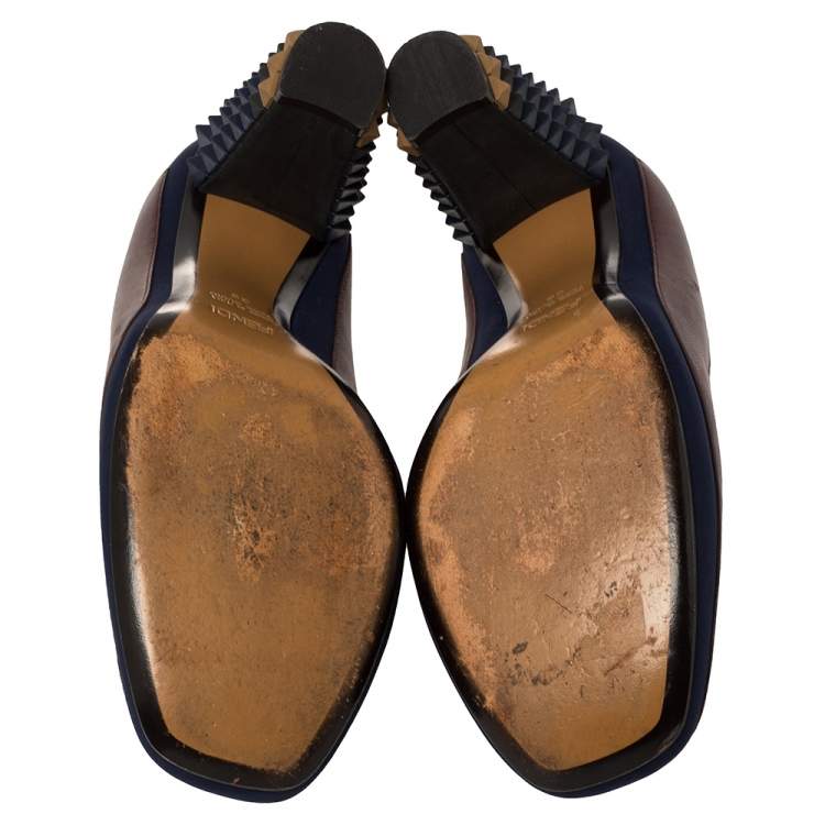 Pre Owned Fendi Brown/Blue Lizard Embossed Leather and Fabric Polifonia Court Studded Heel Pumps Size 39