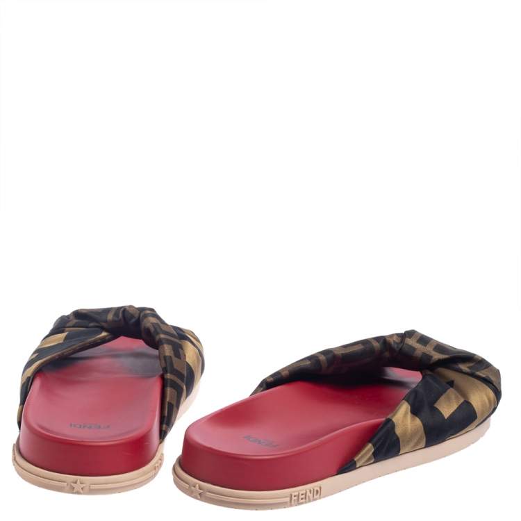 مملوكة مسبقًا Fendi Tri Color FF Print Satin Knotted Slides Size 39