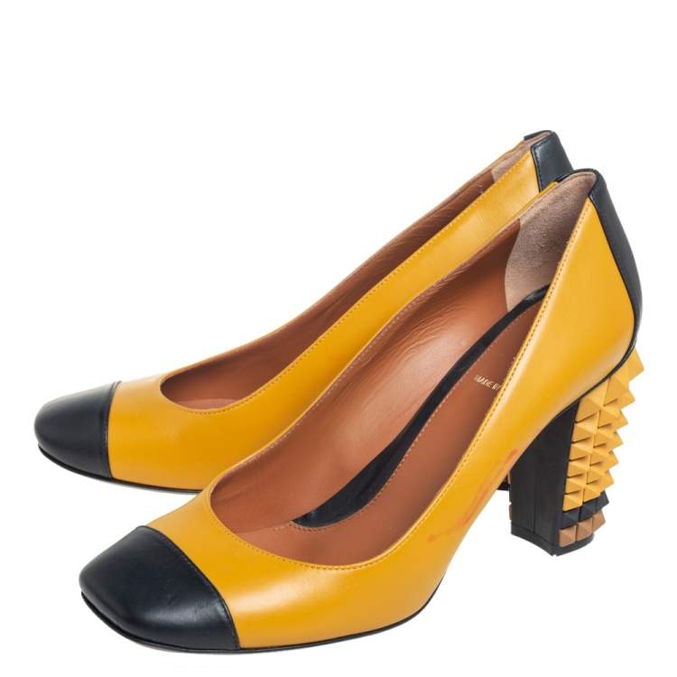 Pre Owned Fendi Yellow/Black Leather Cap Toe Block Heel Pumps Size 38.5